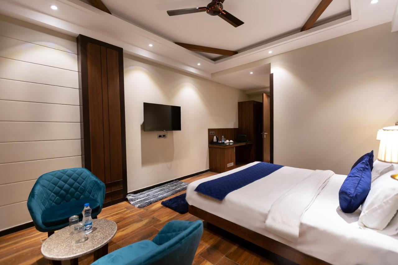 Hotel La Eden Mussoorie Eksteriør bilde